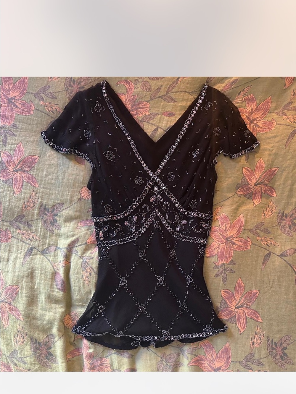 American Vintage Black Embellished V-Neck Short Sleeve Top